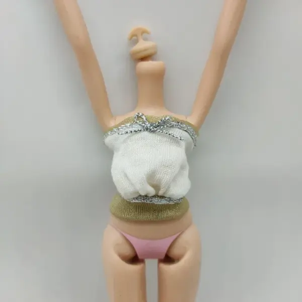 Bratz & Monster High Doll Tops Set - Image 7