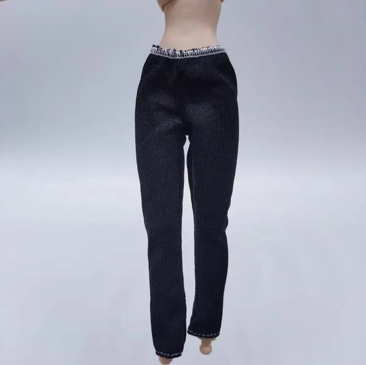 Casual Jeans for 30cm Bratz and Monster High Dolls 10 Casual Jeans for 30cm Bratz and Monster High Dolls - Image 10