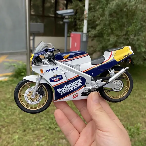 Diecast Honda NSR 250R SP R4 Model Car - Image 7