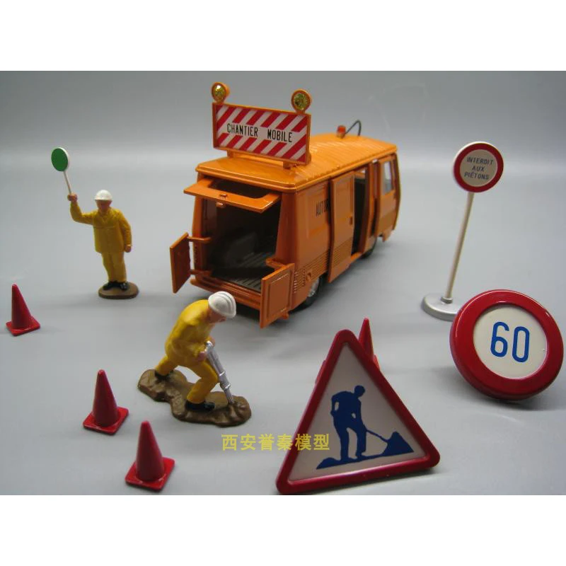 Dinky Toys 1/43 Peugeot J7 Alloy Model 3 Dinky Toys 1/43 Peugeot J7 Alloy Model - Image 3