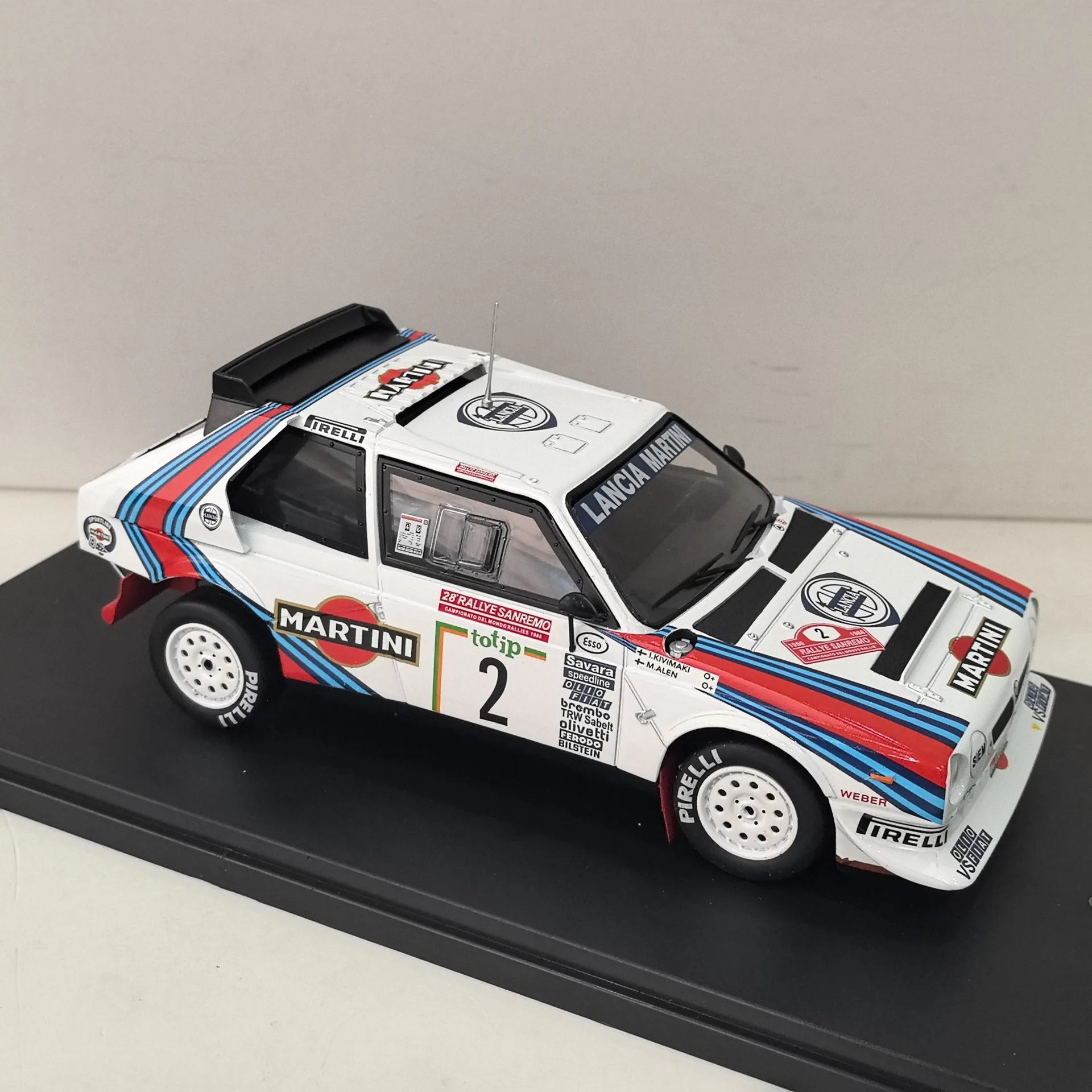 IXO 1:24 Scale LANCIA DELTA S4 #2 1986 Diecast Model Car 4 IXO 1:24 Scale LANCIA DELTA S4 #2 1986 Diecast Model Car - Image 4