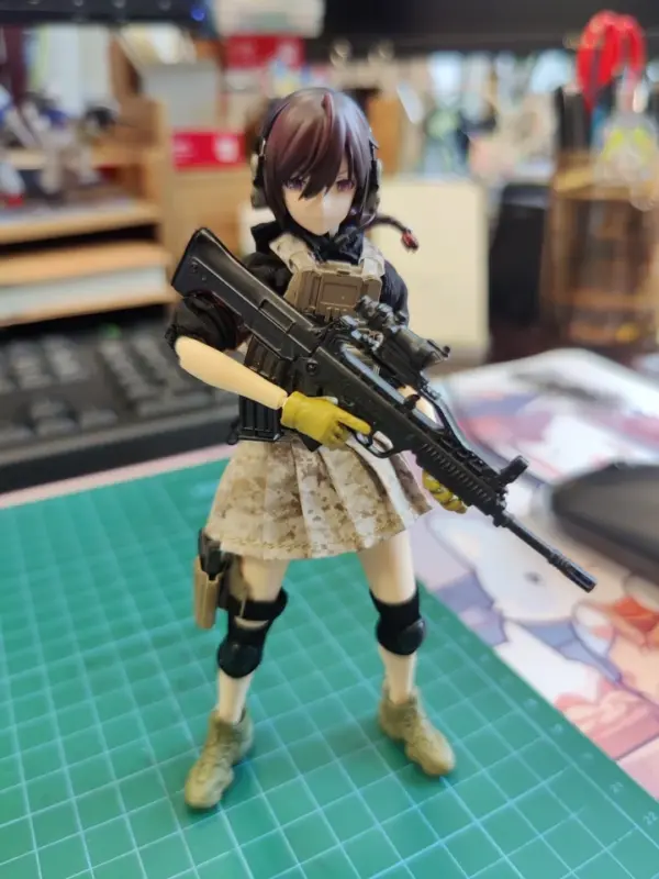 1/12 Scale WWII Mini Rifle Model for Action Figures - Image 3