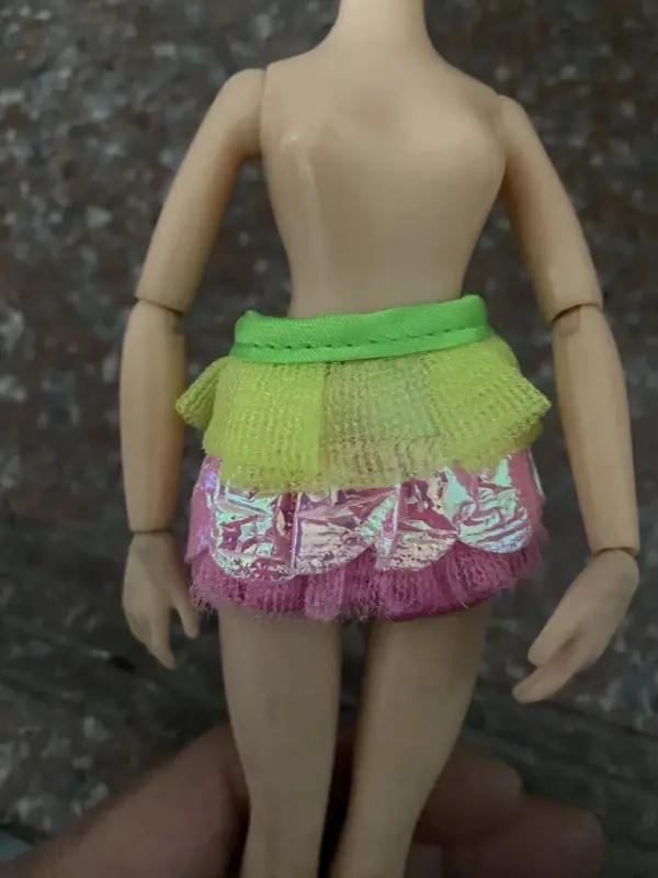 Wave 8 Doll Clothes Set for 30cm Dolls - Image 2