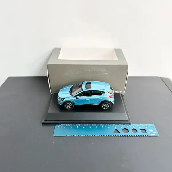 1:43 Scale JERREN Alloy Capture Car Model - Image 6