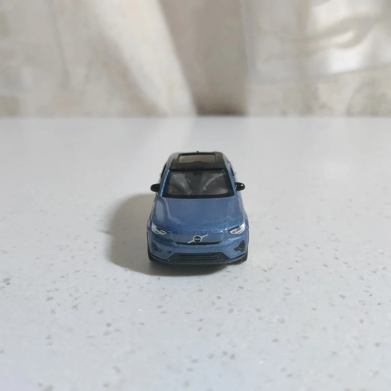 Diecast C40 Model Car 1:64 Scale for Collectors 4 Diecast C40 Model Car 1:64 Scale for Collectors - Image 4