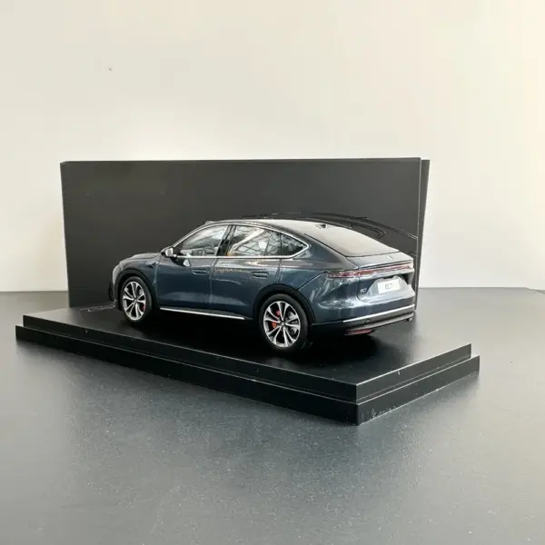 Nio Life EC7 Alloy Model 1:43 Scale Collection - Image 3