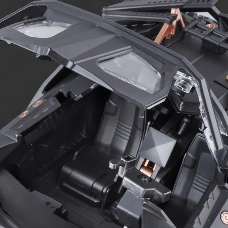 1:18 Batmobile Tumbler Alloy Model Car Toy 5 1:18 Batmobile Tumbler Alloy Model Car Toy - Image 5