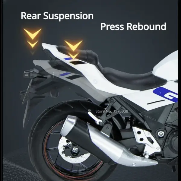 1/12 Suzuki GSX250R Diecast Motorcycle Model - Image 3