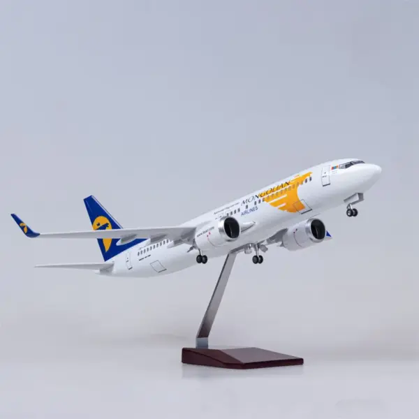 Mongolian Airlines Boeing 737 Diecast Model - Image 2