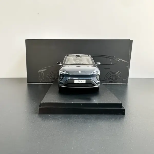Nio Life EC7 Alloy Model 1:43 Scale Collection - Image 4