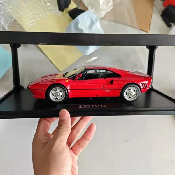 Diecast Ferrari 288 GTO 1/18 Model Car - Image 3