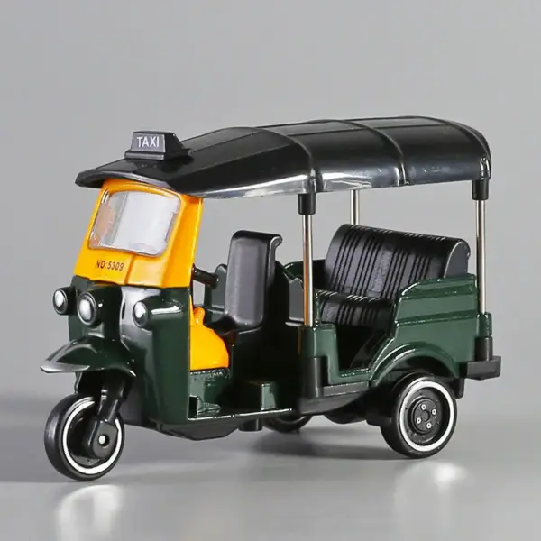 India Tuk Tuk Taxi Diecast Model 1:43 Scale - Image 7