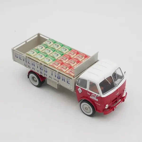 Ixo 1:43 Pegaso 1031 Cementos Tigre Truck Model - Image 5
