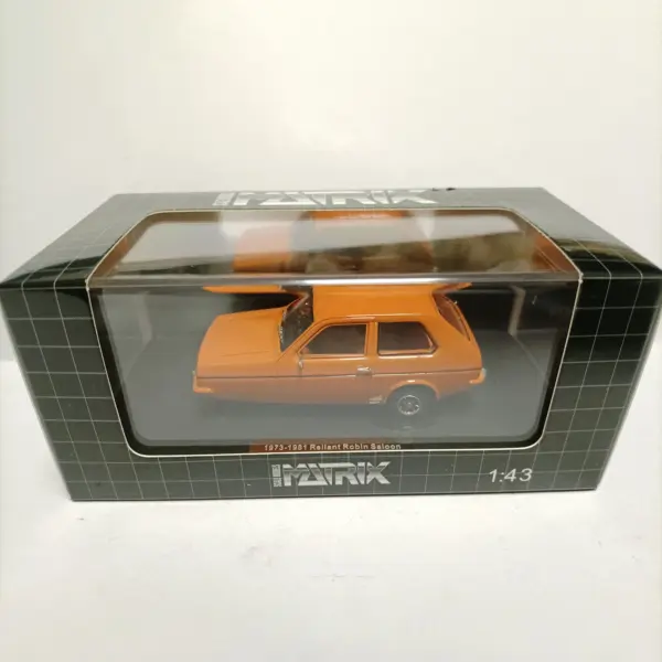 Matrix 1:43 Resin Reliant Robin Classic Model - Image 5