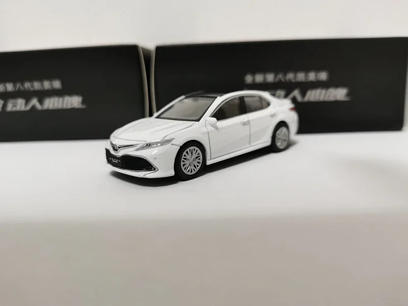 JERREN 1:64 Alloy Sports Car Model 3 JERREN 1:64 Alloy Sports Car Model - Image 3