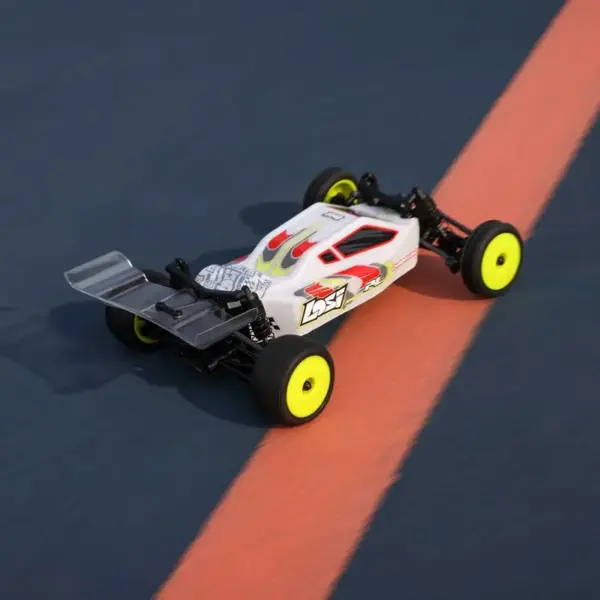 Losi 1/24 Micro-B 2WD Off-Road RC Buggy - Image 3