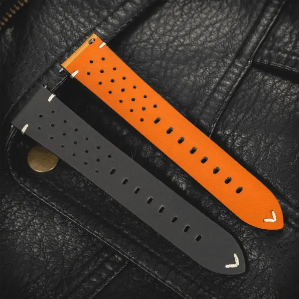 Leather Strap for Samsung Galaxy Watch 7/6/5 - Image 2