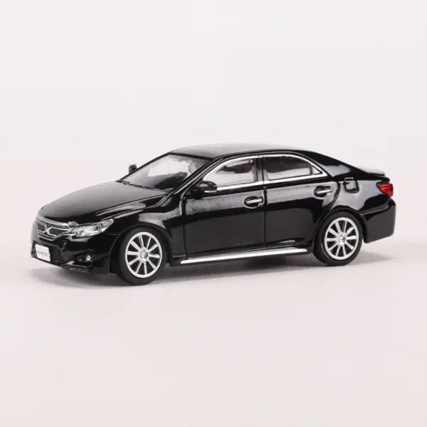 GCD 1:64 REIZ MARK X Diecast Model Car - Image 12