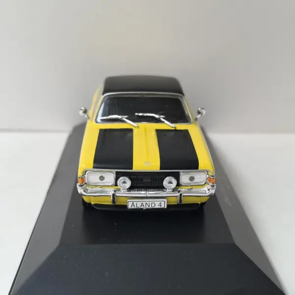 IXO 1:43 Opel GSE Alloy Model Car Collection - Image 3