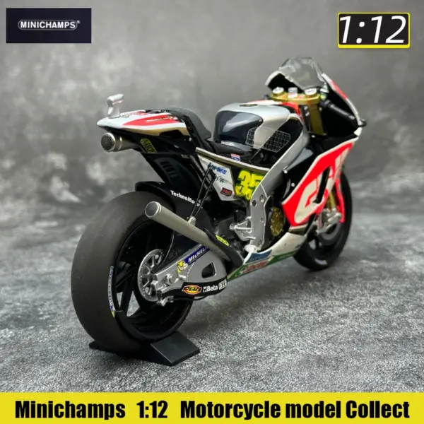1/12 YZR-M1 RC213V Ducati GP11 Diecast Motorcycle - Image 4