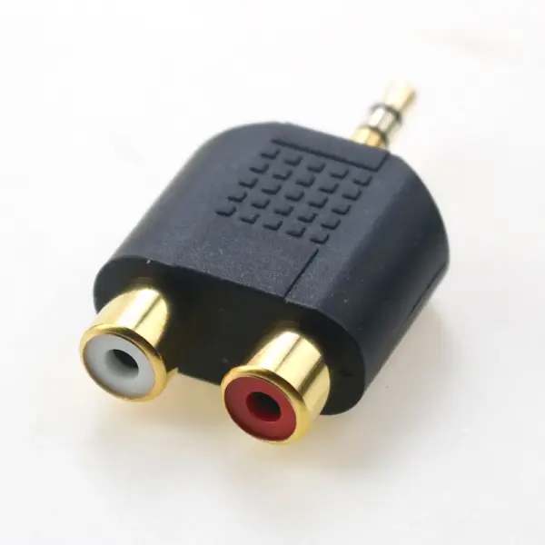 3.5mm Stereo Audio to RCA Y Splitter Adapter - Image 3