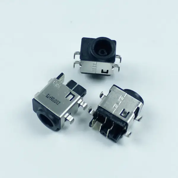 Laptop DC Power Jack Connectors for Samsung RV410/NP450R5U - Image 2