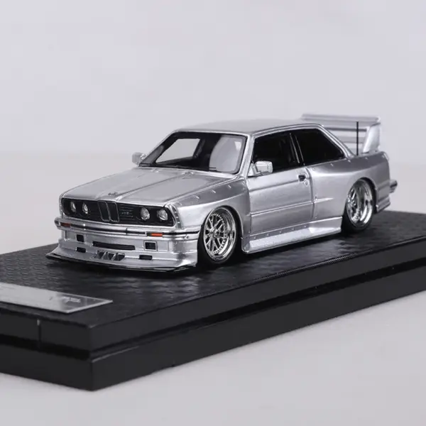 NA 1:64 E30 Motorsport Resin Model Car - Image 8