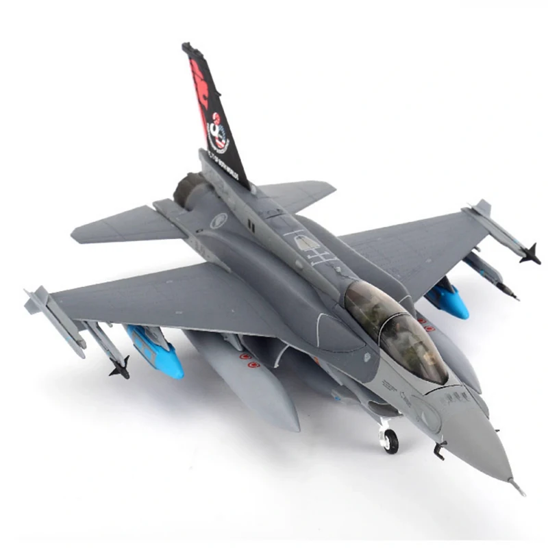 Diecast 1:72 Singapore F-16D Military Model 4 Diecast 1:72 Singapore F-16D Military Model - Image 4