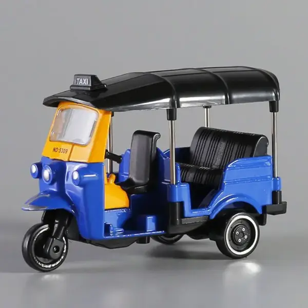 India Tuk Tuk Taxi Diecast Model 1:43 Scale - Image 9