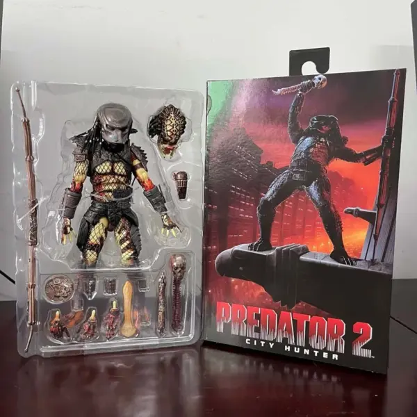 NECA Predator Ult. Armored Model Action Figure - Image 13