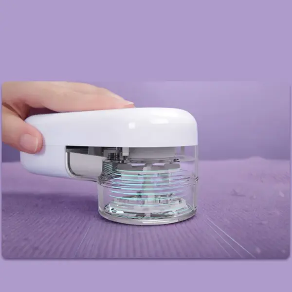 Xiaomi Mijia Lint Remover Rechargeable Portable Device - Image 3