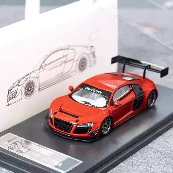 Le Man Fang 1:64 R8 LMS Diecast Model Car - Image 3
