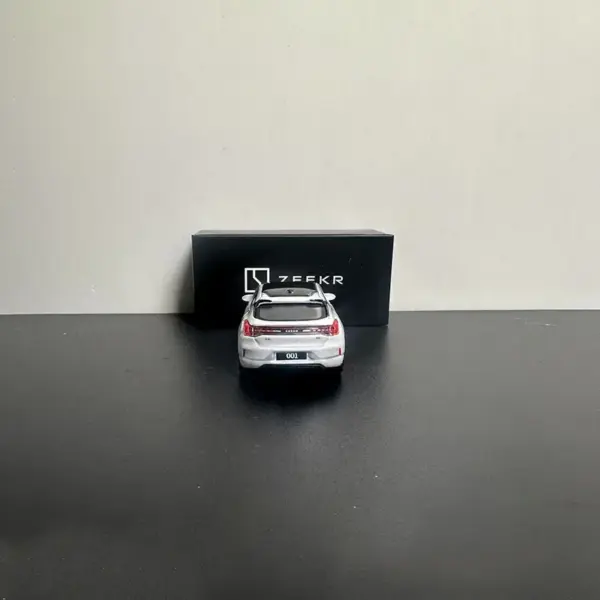1:64 ZEEKR 001 Alloy Model Collector's Item - Image 3