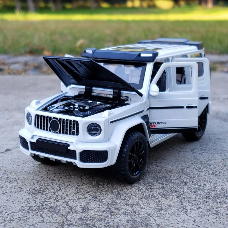 Mercedes Benz G700 Off Road Diecast SUV Model 7 Mercedes Benz G700 Off Road Diecast SUV Model - Image 7