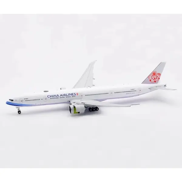 China Airlines B777-300ER Alloy Model 1/200 - Image 3