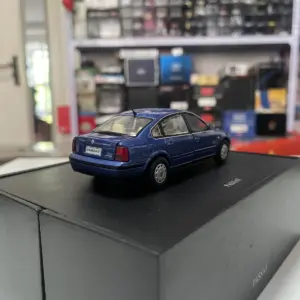 Die-cast Shanghai VW Passat B5 1:43 Scale Model 11 S3293e89268a548b89d7340637b9b71c9R
