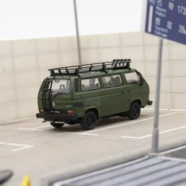1:64 Scale VW T3 Van Modified Camping Bus Alloy Model - Image 5