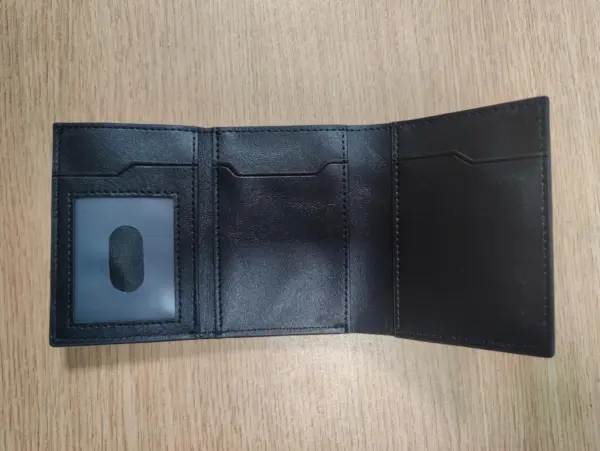 Men's RFID Card Wallet with Coin and Bill Compartments - Image 6