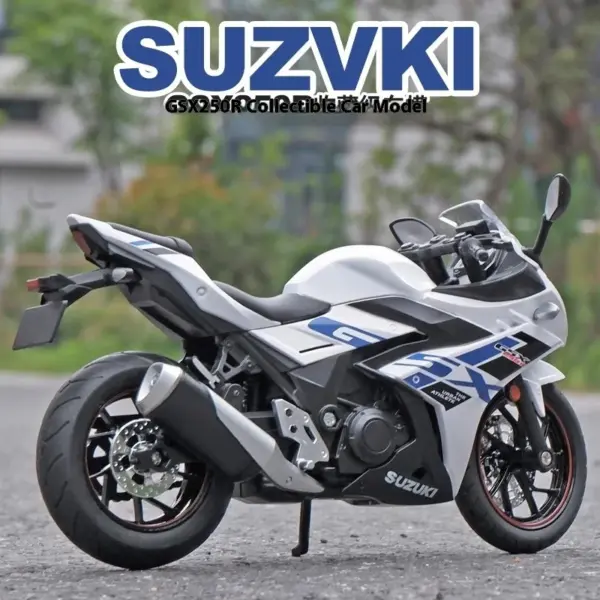 1:12 Suzuki GSX-250R Diecast Motorcycle Model - Image 6