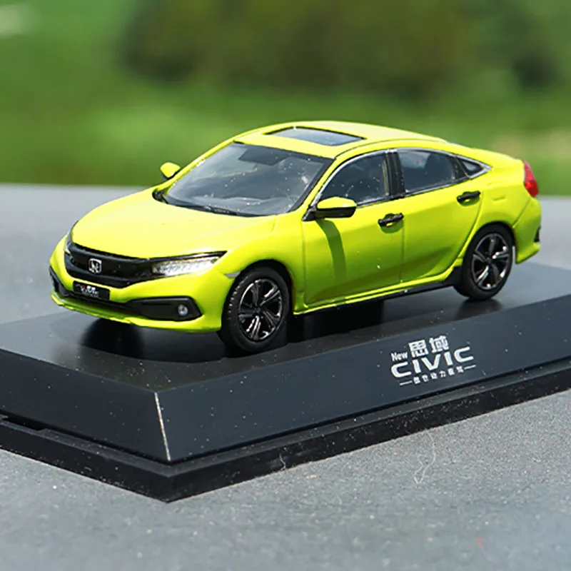 1:43 Maisto 2020 Civic Diecast Car Model 2 1:43 Maisto 2020 Civic Diecast Car Model - Image 2