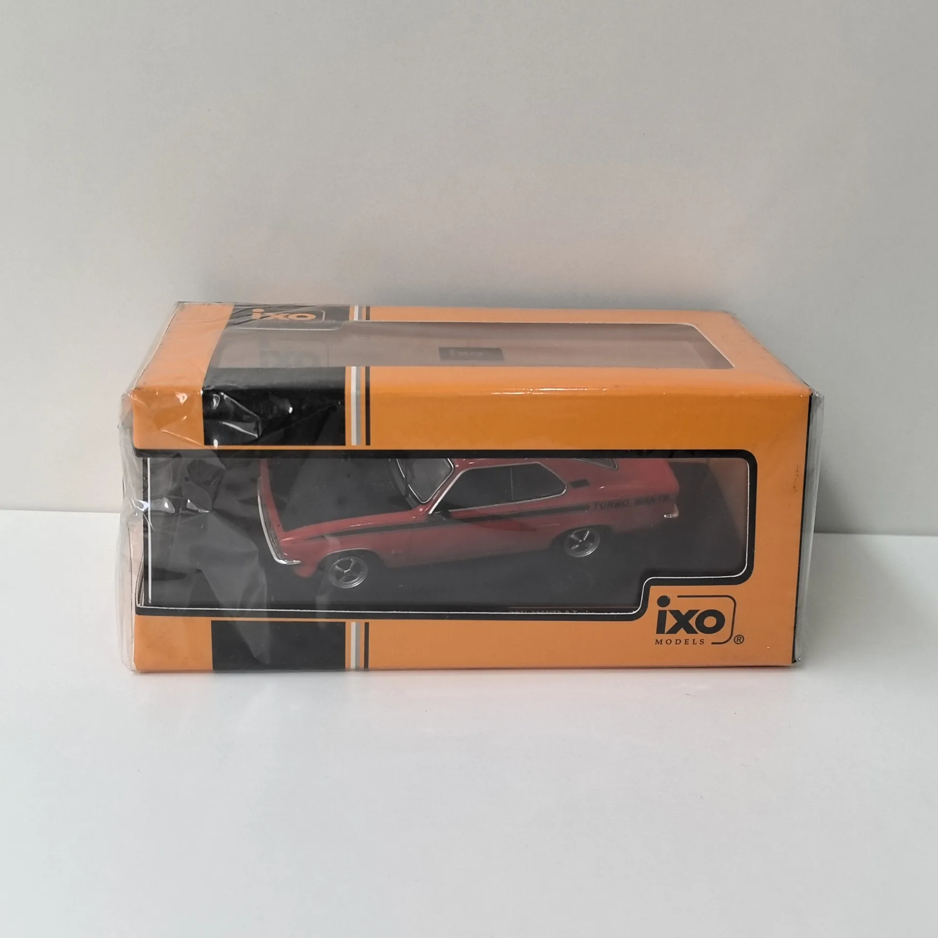 IXO 1/43 Opel Manta A Turbo 1973 Diecast Model Car 6 IXO 1/43 Opel Manta A Turbo 1973 Diecast Model Car - Image 6