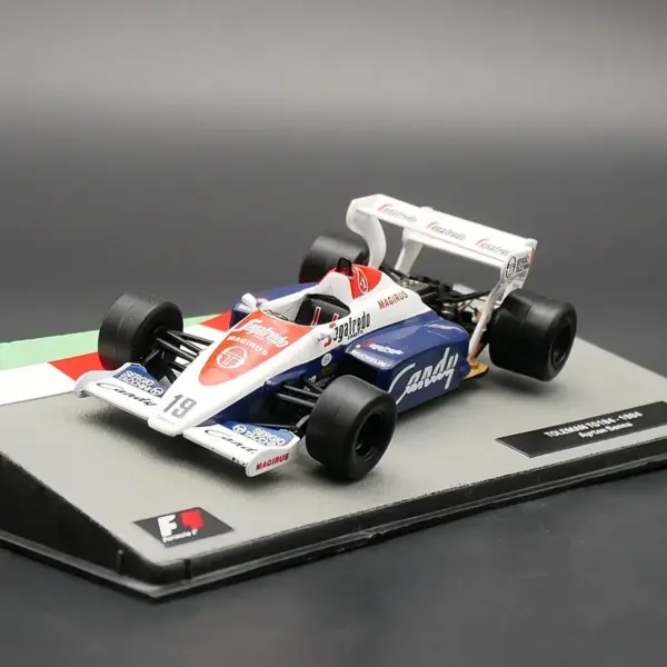 ixo Diecast Scale 1:43 F1 Racing Alloy Car Model - Image 2