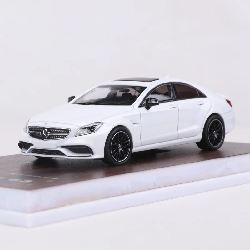 MJ 1:64 CLS63 Diecast Car Model Kit 4 MJ 1:64 CLS63 Diecast Car Model Kit - Image 4