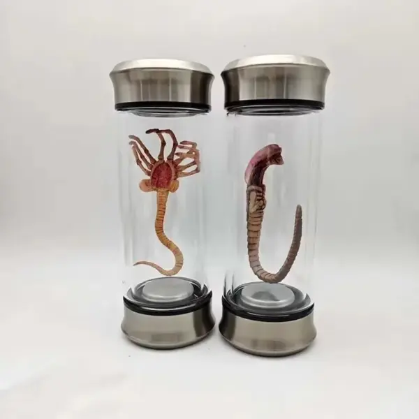 1/6 Scale Alien Chestburster Model Display - Image 2
