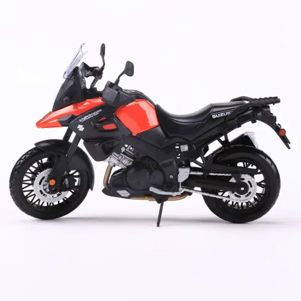 Maisto 1:12 Suzuki V-Strom 1000 Motorcycle Model - Image 2