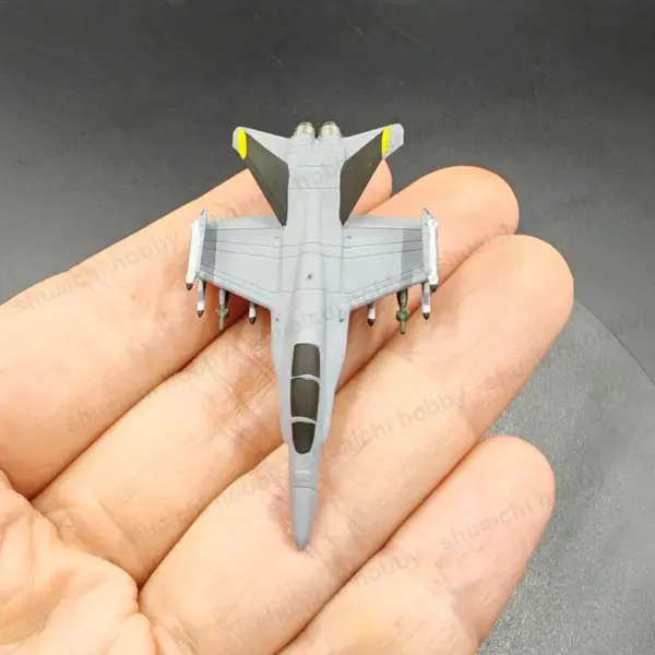 2PCS F/A-18 Hornet Resin Aircraft Models for DIY Display - Image 6