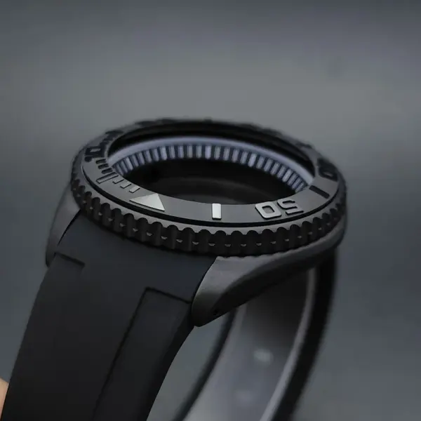 42mm NH35 Stainless Steel Watch Case with Sapphire Glass - Image 4