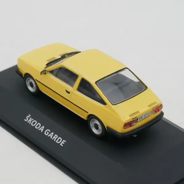 Ixo 1:43 Skoda Garde Diecast Model Car - Image 5
