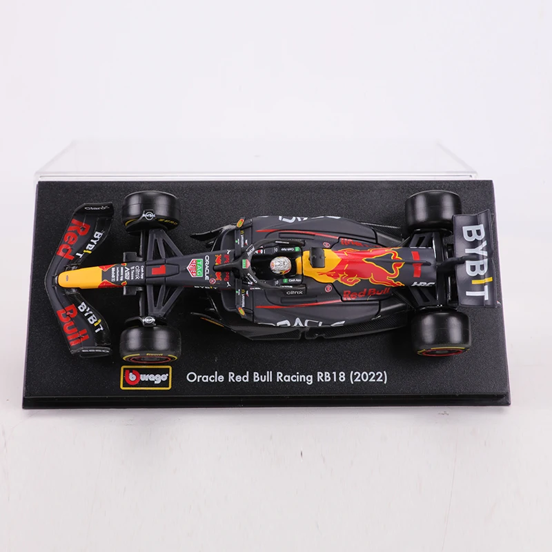 Bburago 1:43 Red Bull Racing RB18 Model Car 4 Bburago 1:43 Red Bull Racing RB18 Model Car - Image 4