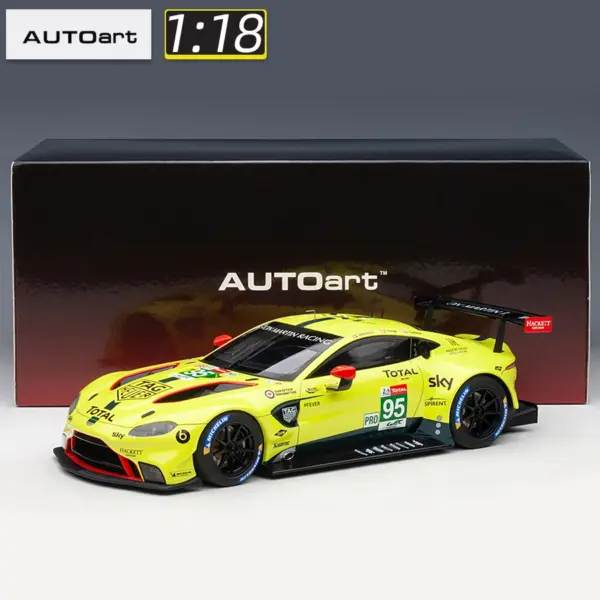 AUTOART 1/18 Aston Martin Vantage GTE Pro Le Mans Model - Image 8
